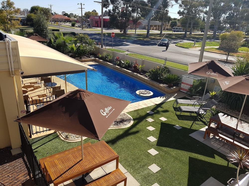 Best Western Chaffey Motor Inn Мілд'юра Екстер'єр фото