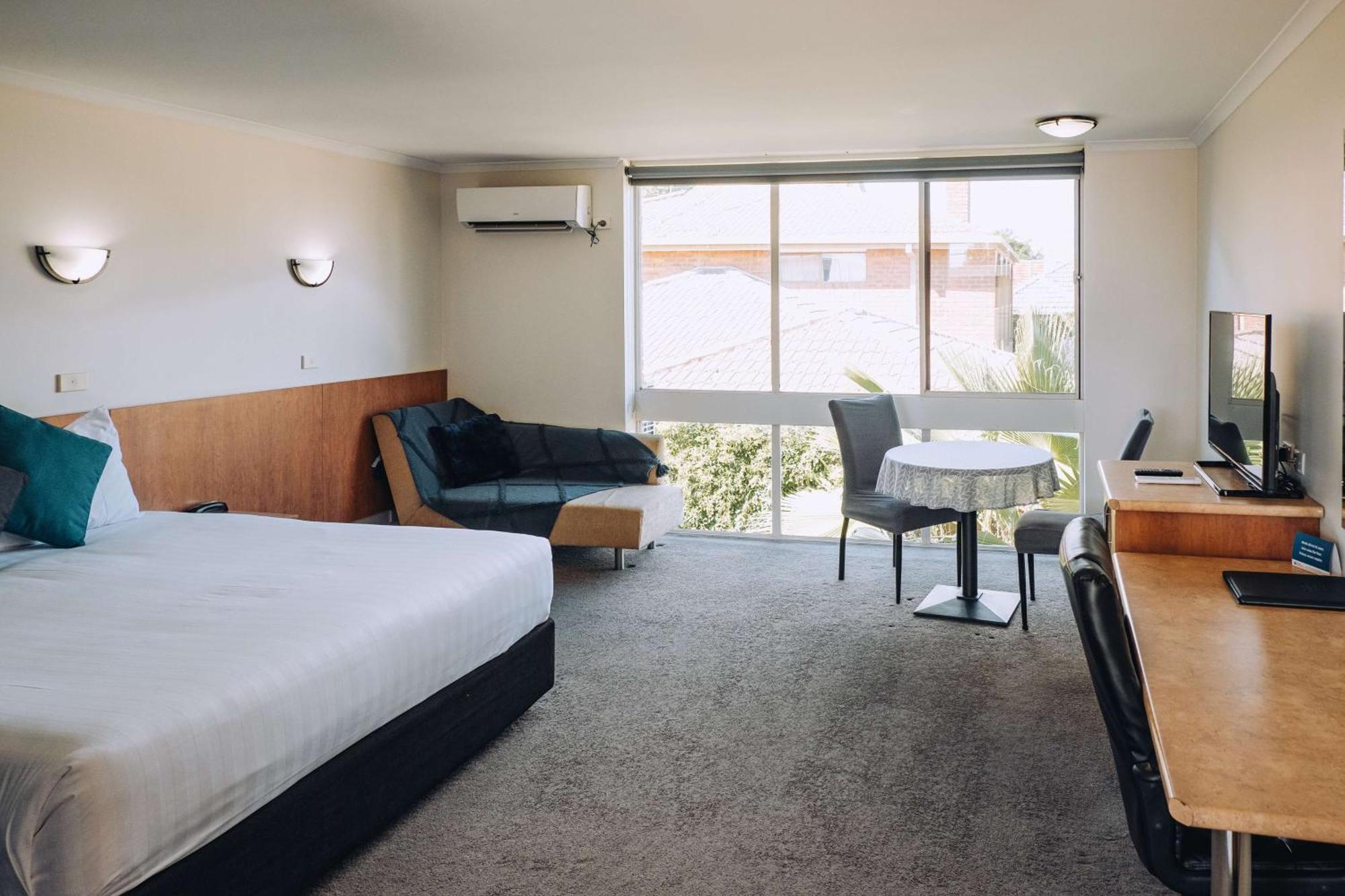 Best Western Chaffey Motor Inn Мілд'юра Екстер'єр фото