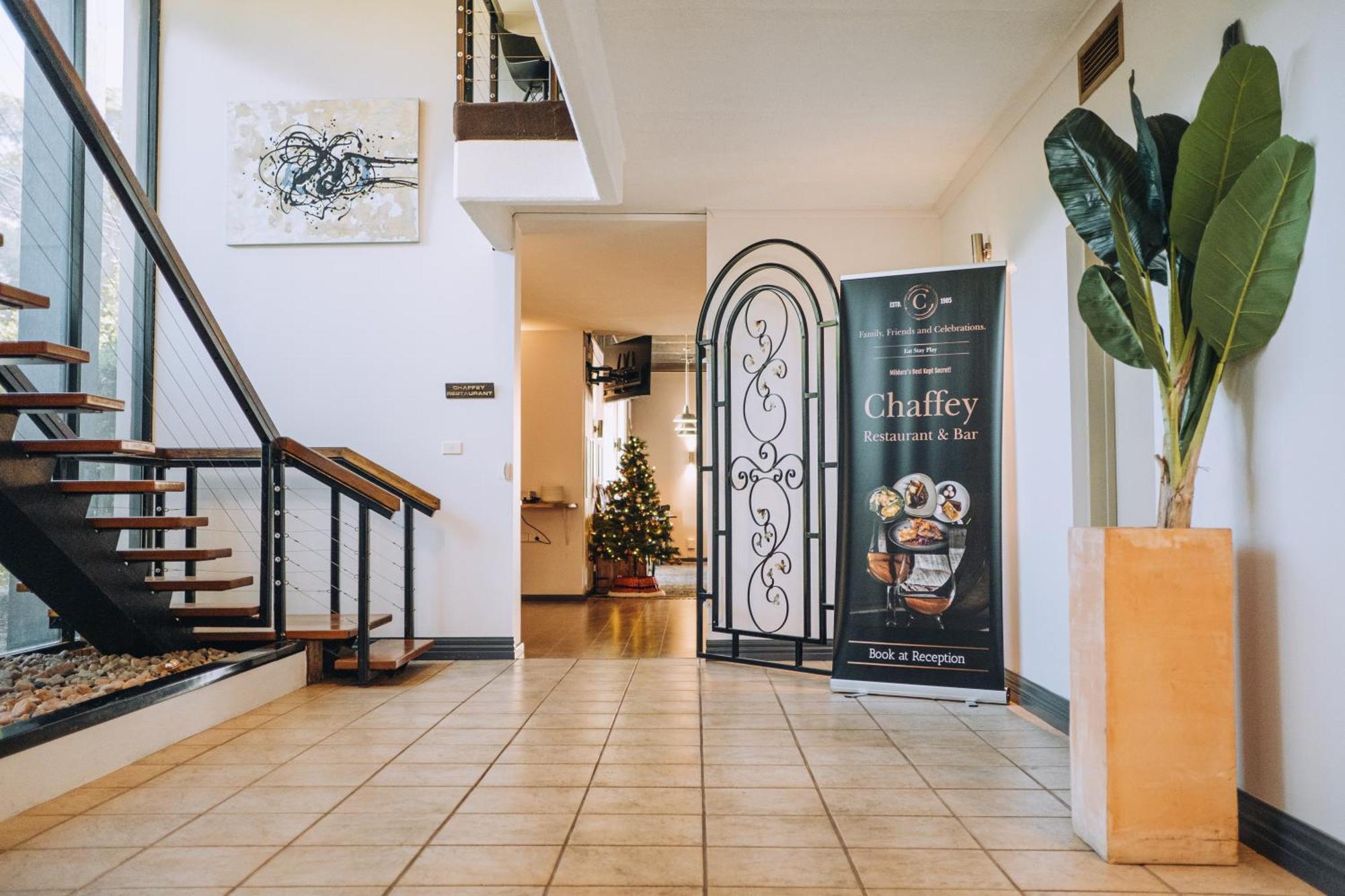 Best Western Chaffey Motor Inn Мілд'юра Екстер'єр фото
